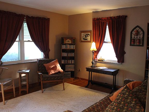 Front room/sitting room