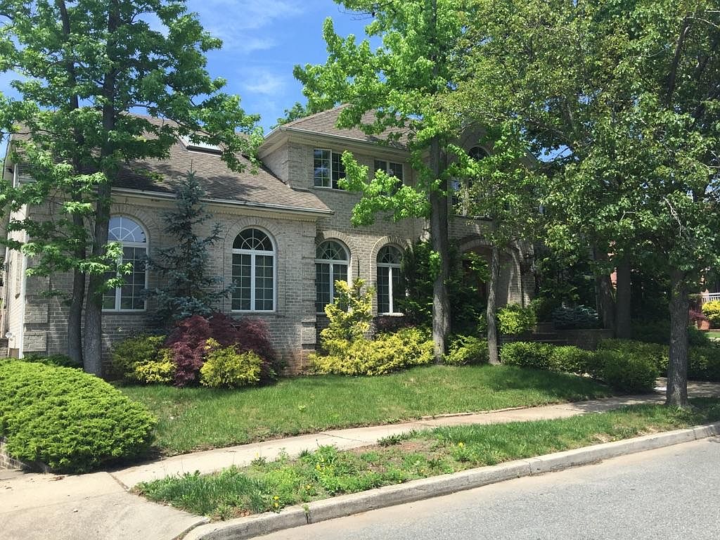 168 Finlay St, Staten Island, NY 10307 Zillow