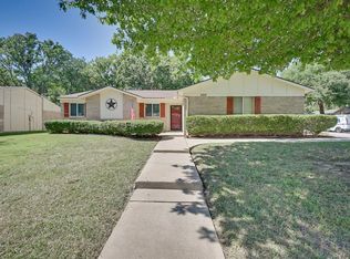 5312 Windy Meadow Dr, Arlington, TX 76017