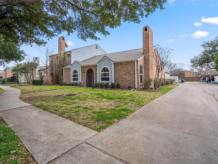 11817 Southlake Dr — Photo 3