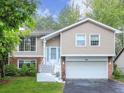 1914 Brookside Ln, Hoffman Estates, IL, 60169
