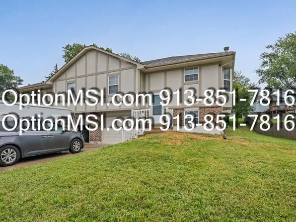 103 NE Greystone Dr, Lees Summit, MO 64064