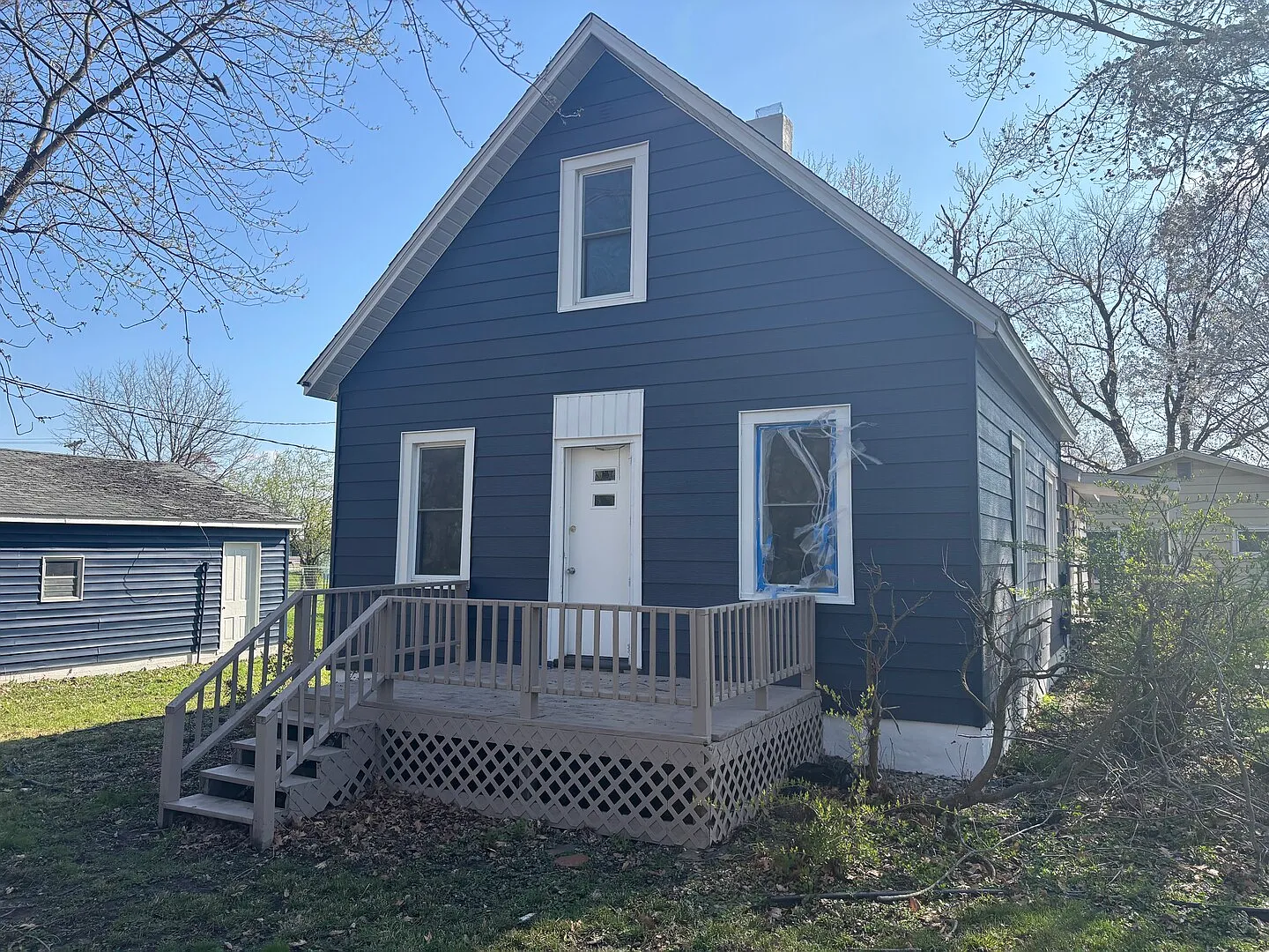 209 S Ellen St photo 1