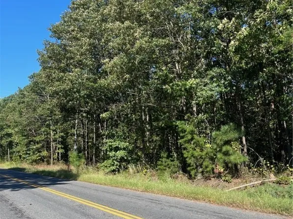 3 & 4 Rogers Clark Blvd, Milford, VA 22514