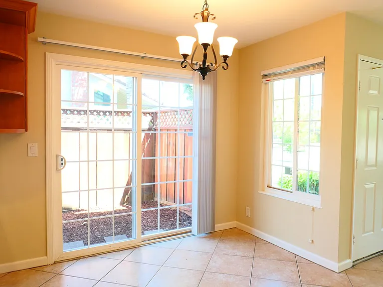 33975 Frederick Ln — Photo 8