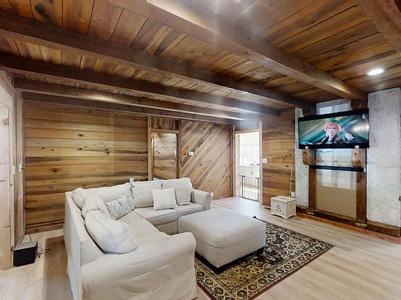 2nd image of 420 Piney Grove Rd