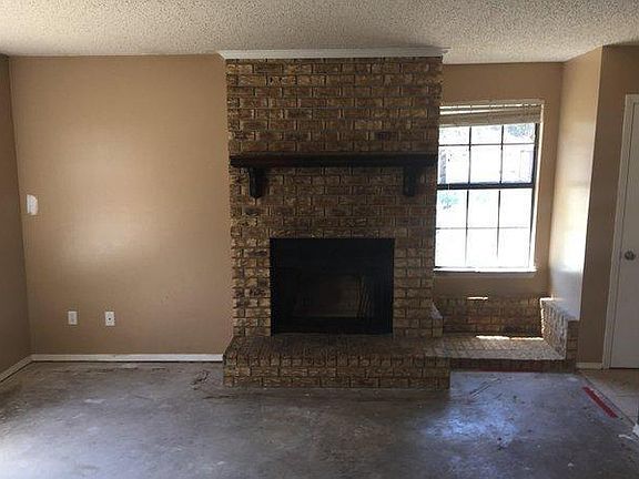 2nd image of 1808 San Dollar Cir