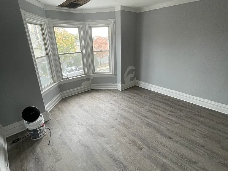 1611 1/2 W Allen St #2 — Photo 13