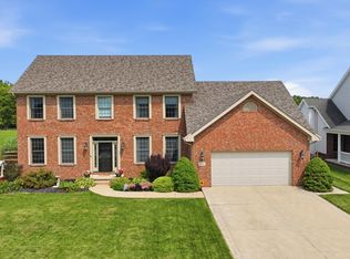 549 Quail East Dr, Oregon, OH 43616