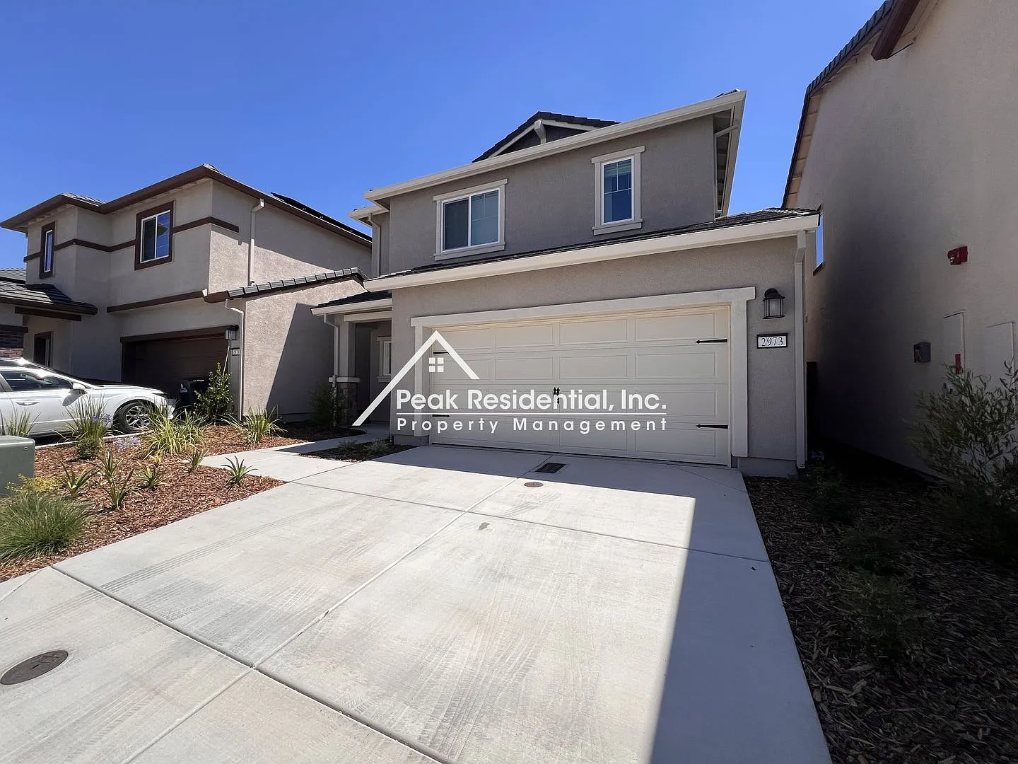 Brand New 3bd/2.5a Lincoln Home With Loft-Must See! — Photo 2