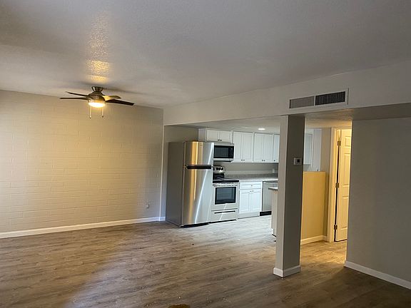 4th image of 6802 N 17th Ave #102