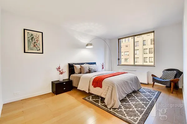 Sold by Hecht Group | media 5