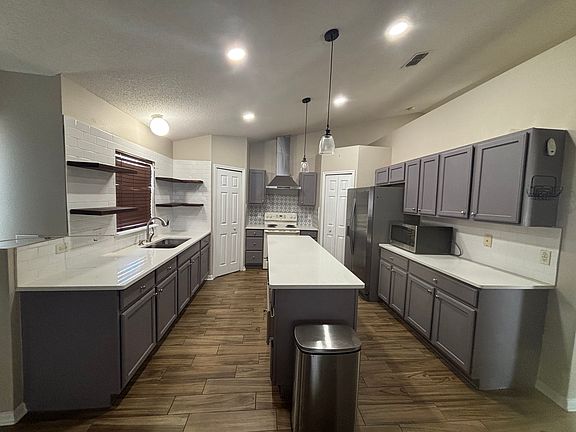 5th image of 3673 Wellington Pl