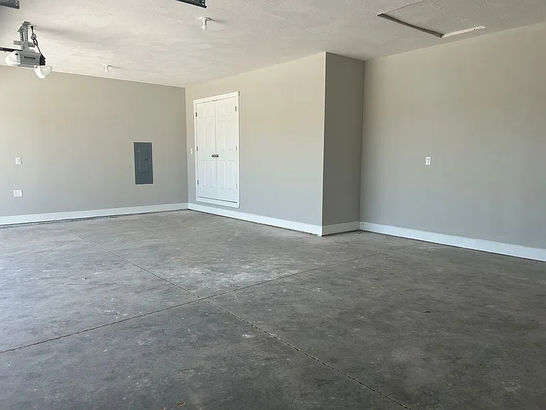 3781 W Freeman St — Photo 2