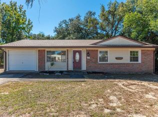 395 Iowa St, Valparaiso, FL 32580