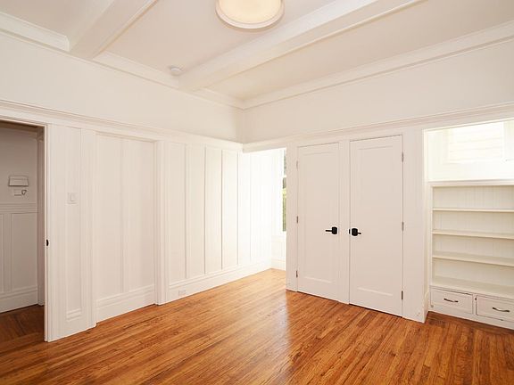 5th image of 843 Scott St
