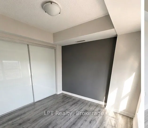 255 Village Green Sq #2509 — Photo 7