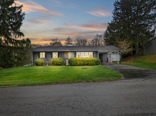 30 Lee Dr, Wheeling, WV
