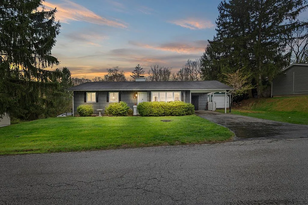 30 Lee Drive photo 1