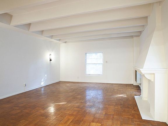 4th image of 848 S Oxford Ave APT 204