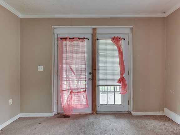 4th image of 843 Westbrook Ave