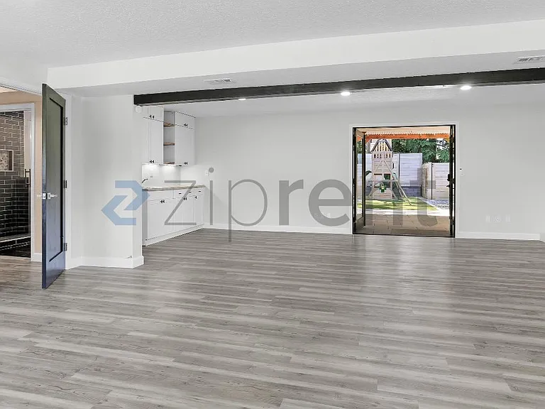 5712 96th St SW — Photo 24
