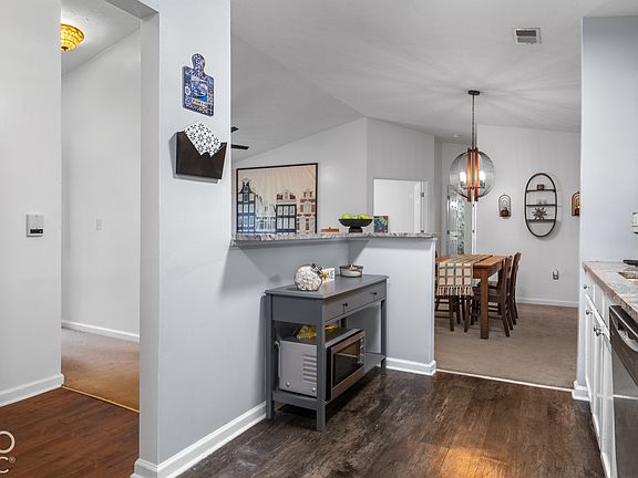 5th image of 233 Legends Creek Pl APT 208