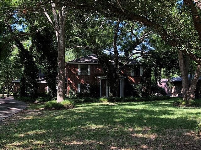 1st image of 118 Forest Brook St