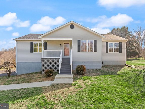 2nd image of 9315 Stonegate Ln