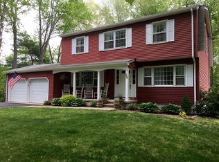 26 Connally Dr, Old Saybrook, CT 06475