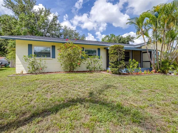 153 Alpine Ct, Bradenton, FL 34208