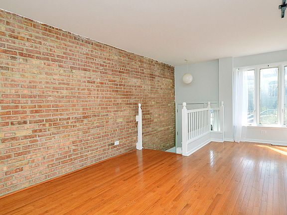 5th image of 7439 N Ashland Ave