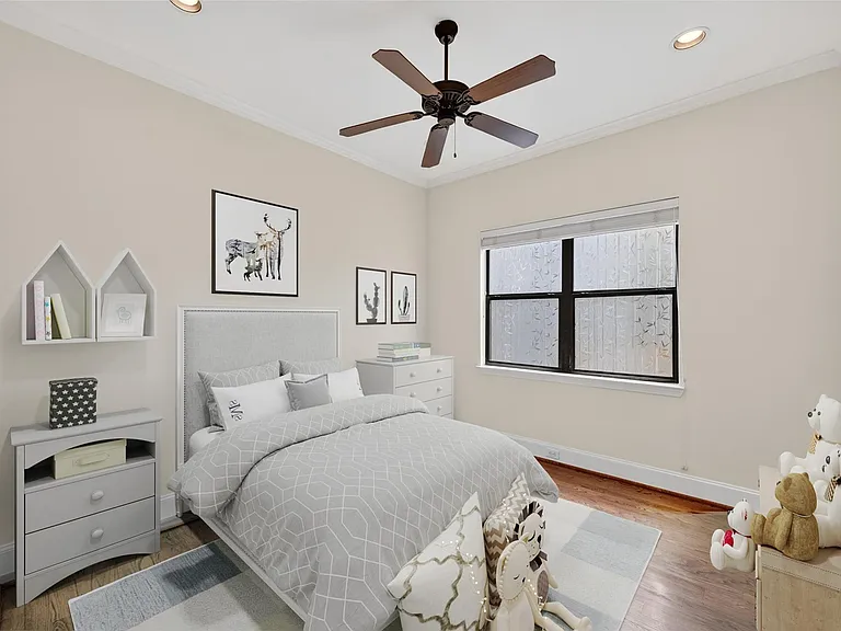 5305 Lillian St #B — Photo 23