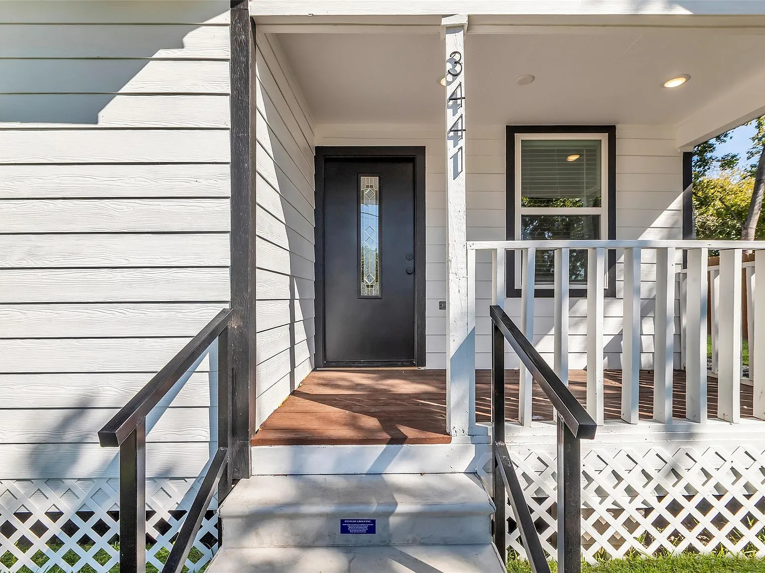 2 bed, 1.0 bath, 648 sqft, $1,600 — Photo 4