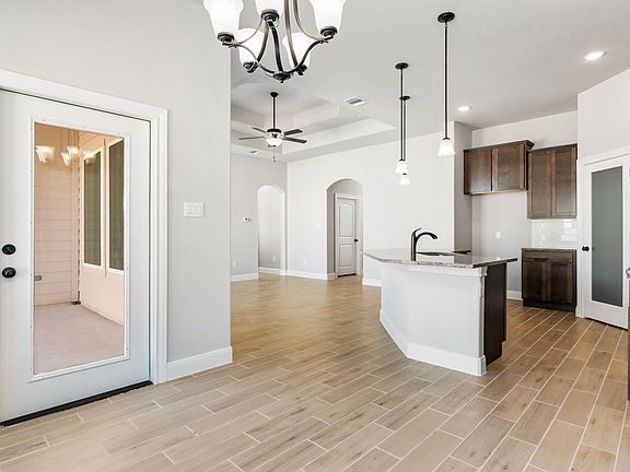 5th image of 514 Park Cir