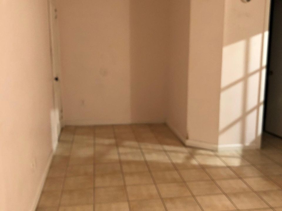 2nd image of 236 Chestnut St