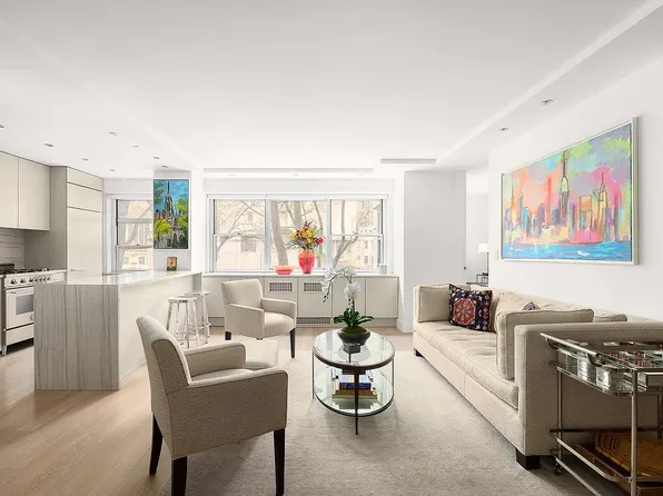 70 E 10th St APT 3G, Manhattan, NY 10003