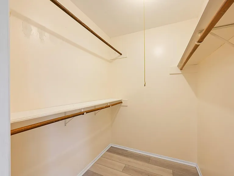 4330 Willow Beach Dr — Photo 21