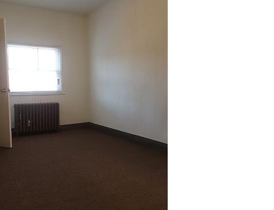 3rd image of 2116 E Ontario St