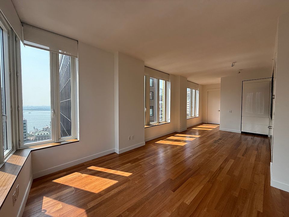 1st image of 15 William St APT 35A