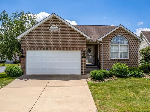 120 Royal Troon Dr SE, Warren, OH 44484