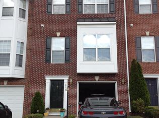 202 Hawks View Sq SE, Leesburg, VA 20175