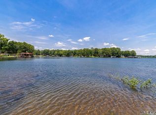 124 Pineview Dr, Henrico, NC 27842
