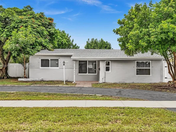 6800 Raleigh St, Hollywood, FL 33024