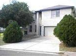 9004 Snow Falls Dr, Laredo, TX 78045