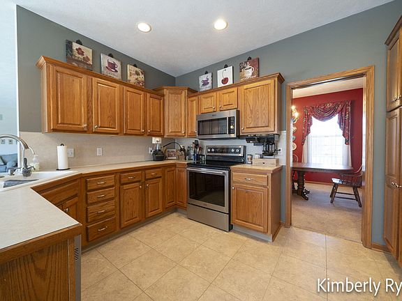 3rd image of 6499 Hartman Dr SE
