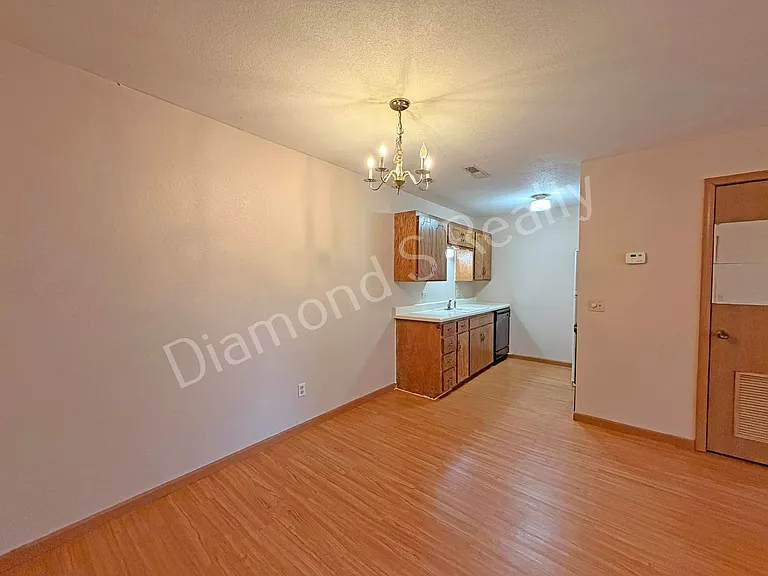2159 East Macs Court — Photo 7