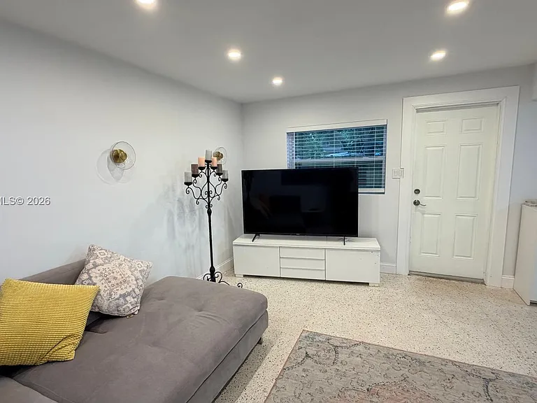 3781 Jackson Blvd — Photo 17