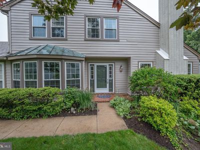 27 Manchester Ct #27, Berwyn, PA, 19312