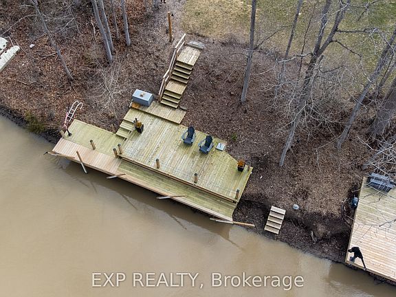 3rd image of 89 Gill Rd